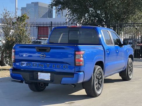 New 2026 Nissan Frontier SV w/ All-Weather Content Package image 4