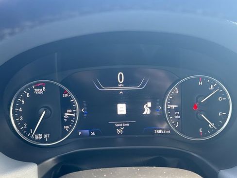 Used 2023 Buick Enclave Premium image 15