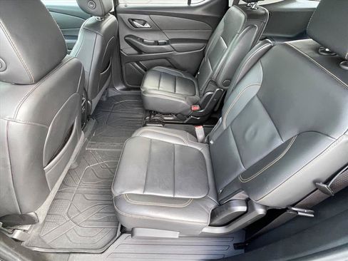 Used 2021 Chevrolet Traverse RS FWD image 22