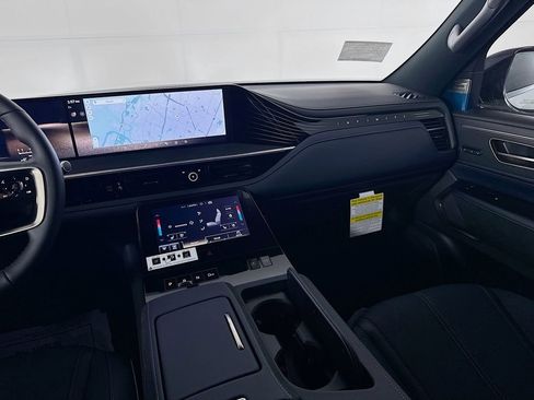 New 2026 INFINITI QX80 SPORT w/ Sport Exterior Package image 30