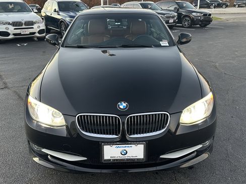 Used 2011 BMW 335i Convertible image 3
