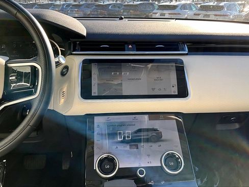 Used 2023 Land Rover Range Rover Velar S image 6