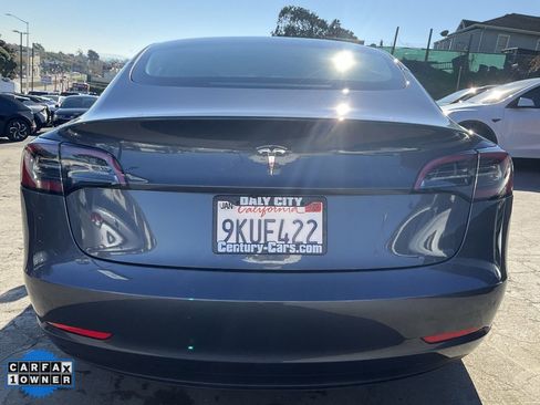 Used 2023 Tesla Model 3 Standard Range image 4