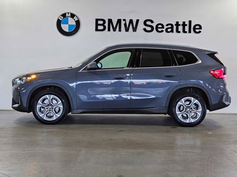 Used 2023 BMW X1 xDrive28i w/ Premium Package AWD/4WD image 3
