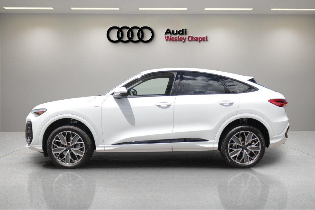 New 2026 Audi Q5 Premium Plus AWD/4WD image 2