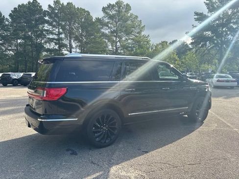 Used 2021 Lincoln Navigator L Reserve AWD/4WD image 6
