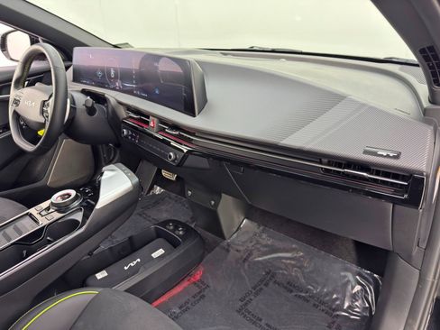 Used 2023 Kia EV6 GT image 14
