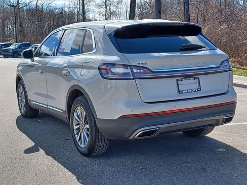 Used 2021 Lincoln Nautilus AWD w/ Equipment Group 101A image 3