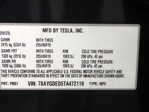 Used 2026 Tesla Model Y Long Range RWD image 77