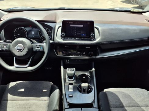 Used 2023 Nissan Rogue SV FWD image 13