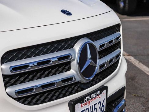 Used 2023 Mercedes-Benz GLB 250 GLB 250 image 5