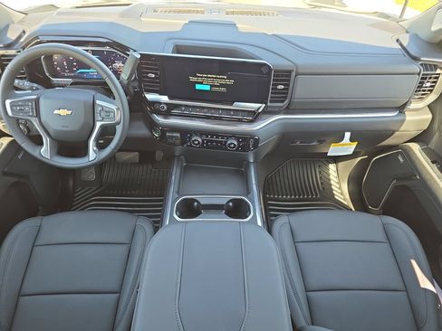 New 2026 Chevrolet Silverado 3500 LTZ w/ LTZ Premium Package AWD/4WD image 9