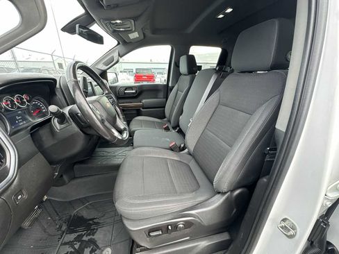 Used 2020 Chevrolet Silverado 1500 LT image 13