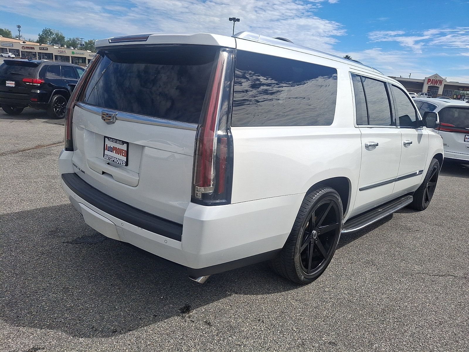 Used 2016 Cadillac Escalade ESV Premium AWD/4WD image 6