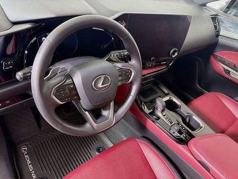 Used 2023 Lexus NX 350 AWD image 11