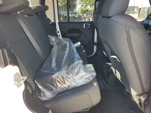 New 2026 Jeep Gladiator Sport image 16