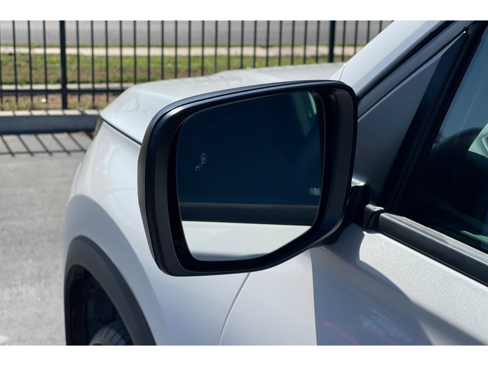 Certified 2024 Honda Pilot Sport image 53