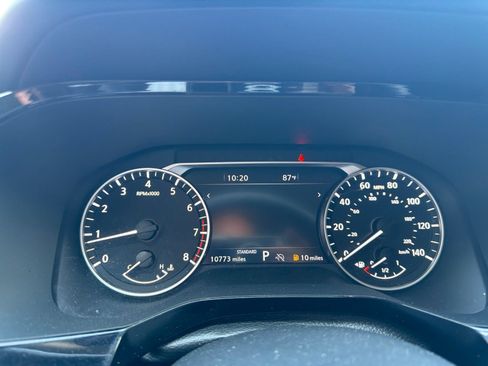 Certified 2025 Nissan Pathfinder SL w/ SL Premium Package FWD image 6