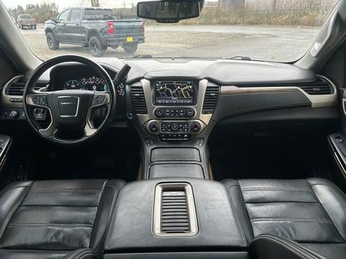 Used 2018 GMC Yukon Denali w/ Denali Ultimate Package image 14