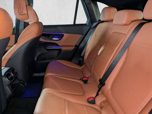 Certified 2025 Mercedes-Benz GLC 300 image 20