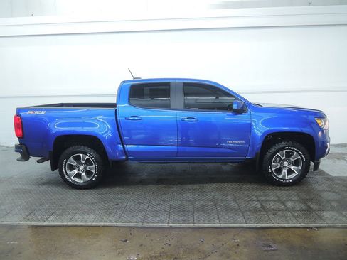 Used 2019 Chevrolet Colorado Z71 image 2