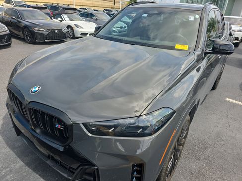 Used 2025 BMW X5 M60i w/ Climate Comfort Package AWD/4WD image 4