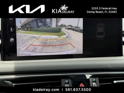 Used 2022 Genesis G70 2.0T w/ Prestige Package RWD image 21