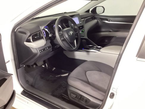 Used 2023 Toyota Camry LE FWD image 30