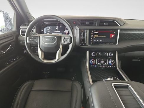 Used 2023 GMC Yukon XL Denali w/ Max Trailering Package AWD/4WD image 10
