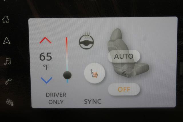 Certified 2024 Nissan Ariya AWD image 26