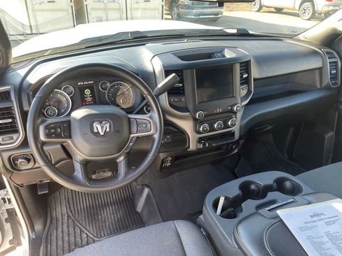 Used 2024 RAM 2500 Tradesman w/ Chrome Appearance Group image 9