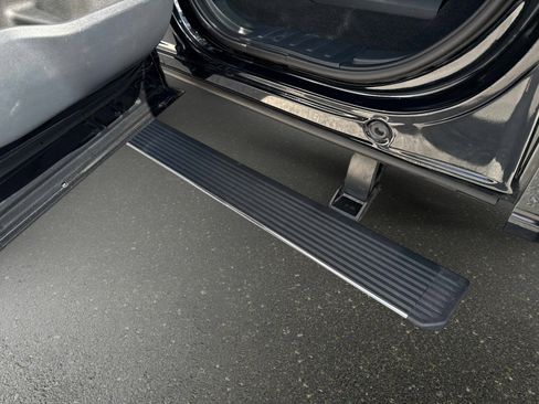 Used 2023 Ford F250 Lariat w/ Lariat Ultimate Package image 13