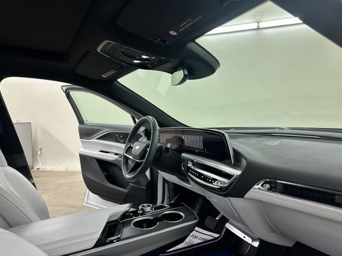 Certified 2024 Cadillac Lyriq Luxury AWD/4WD image 16