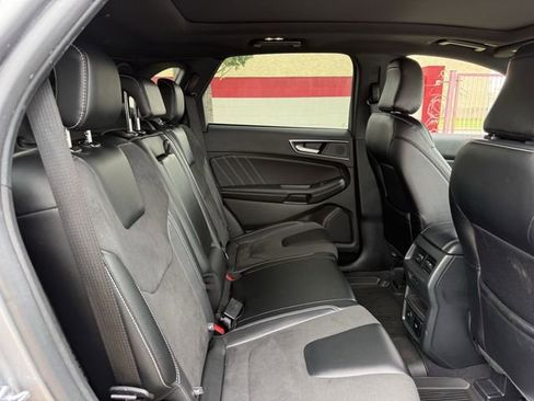 Used 2024 Ford Edge ST w/ Equipment Group 401A AWD/4WD image 31