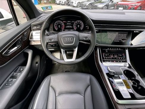 Used 2020 Audi Q7 3.0T Prestige AWD/4WD image 11