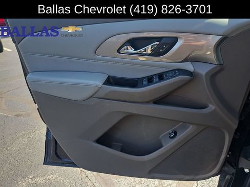 Used 2020 Chevrolet Traverse LT FWD image 23