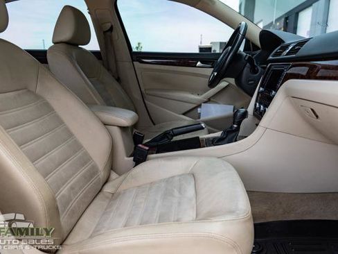 Used 2012 Volkswagen Passat TDI SEL Premium image 26