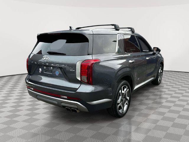Used 2023 Hyundai Palisade SEL AWD/4WD image 2