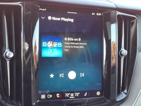 Certified 2023 Volvo XC60 B5 Plus w/ Climate Package image 23