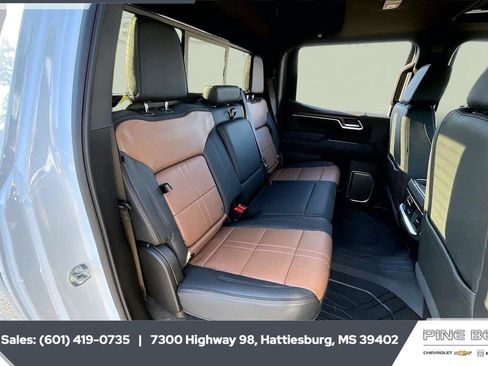 New 2026 Chevrolet Silverado 1500 High Country AWD/4WD image 21