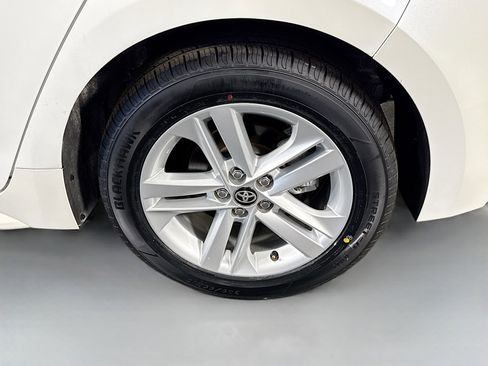 Used 2019 Toyota Corolla SE image 37