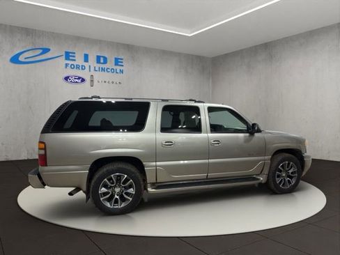 Used 2003 GMC Yukon XL Denali image 7