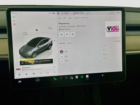Used 2024 Tesla Model Y Long Range AWD/4WD image 19