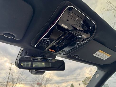 Used 2023 Mercedes-Benz GLC 300 4MATIC image 21