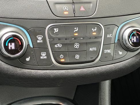 Certified 2025 Chevrolet Malibu LT image 20