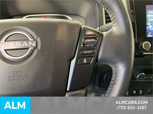 Used 2024 Nissan Frontier SL w/ Technology Package image 22