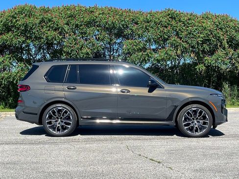 Used 2026 BMW X7 M60i AWD/4WD image 8