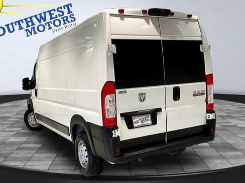 Used 2022 RAM ProMaster 2500 image 4