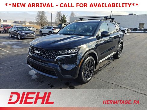 Used 2023 Kia Sorento S w/ Panoramic Sunroof Package image 1