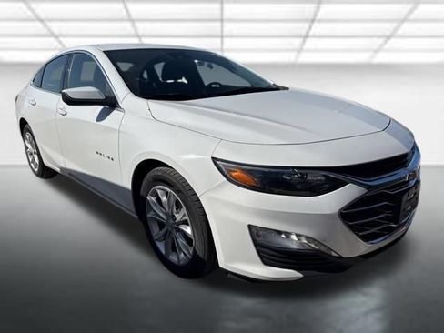 Certified 2025 Chevrolet Malibu LT FWD image 1